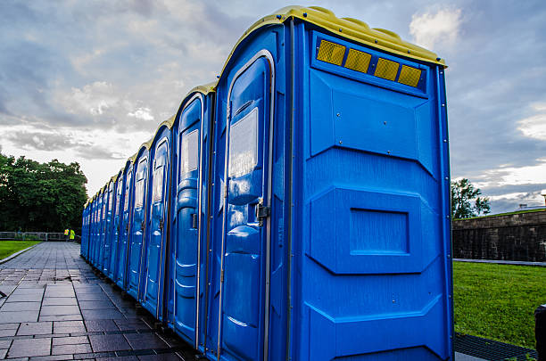 Portable Toilet Options We Offer in Simsbury Center, CT
