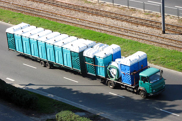 Best Portable toilet rental cost  in Simsbury Center, CT